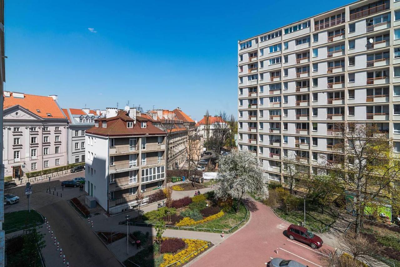 Апартаменты Apartament Ul.Solidarnosci 64 Warszawa 36 M2 Экстерьер фото